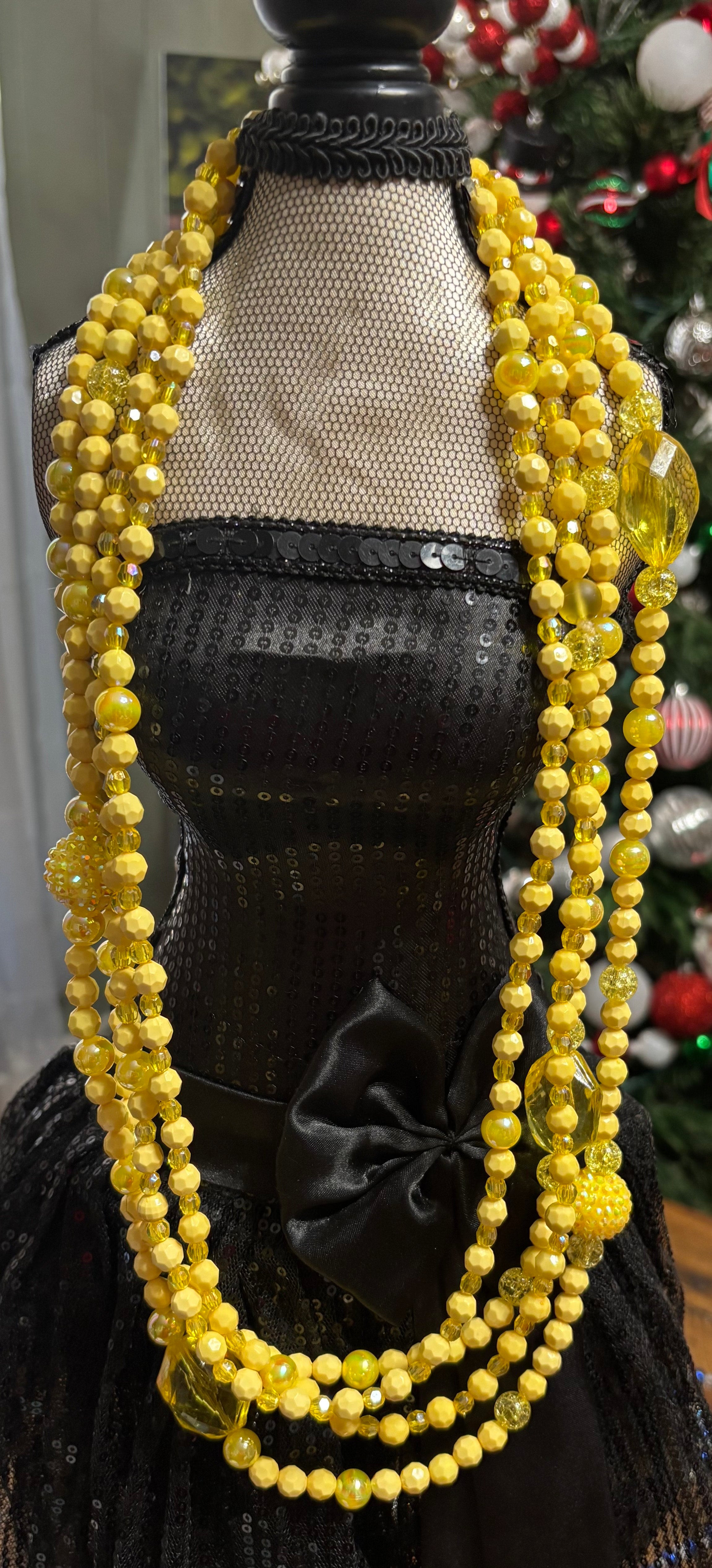 Golden Radiance Necklace Set